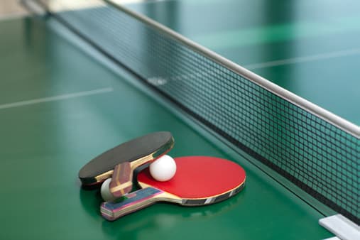 Indoor games at Sugee Vaayu, Mulund West