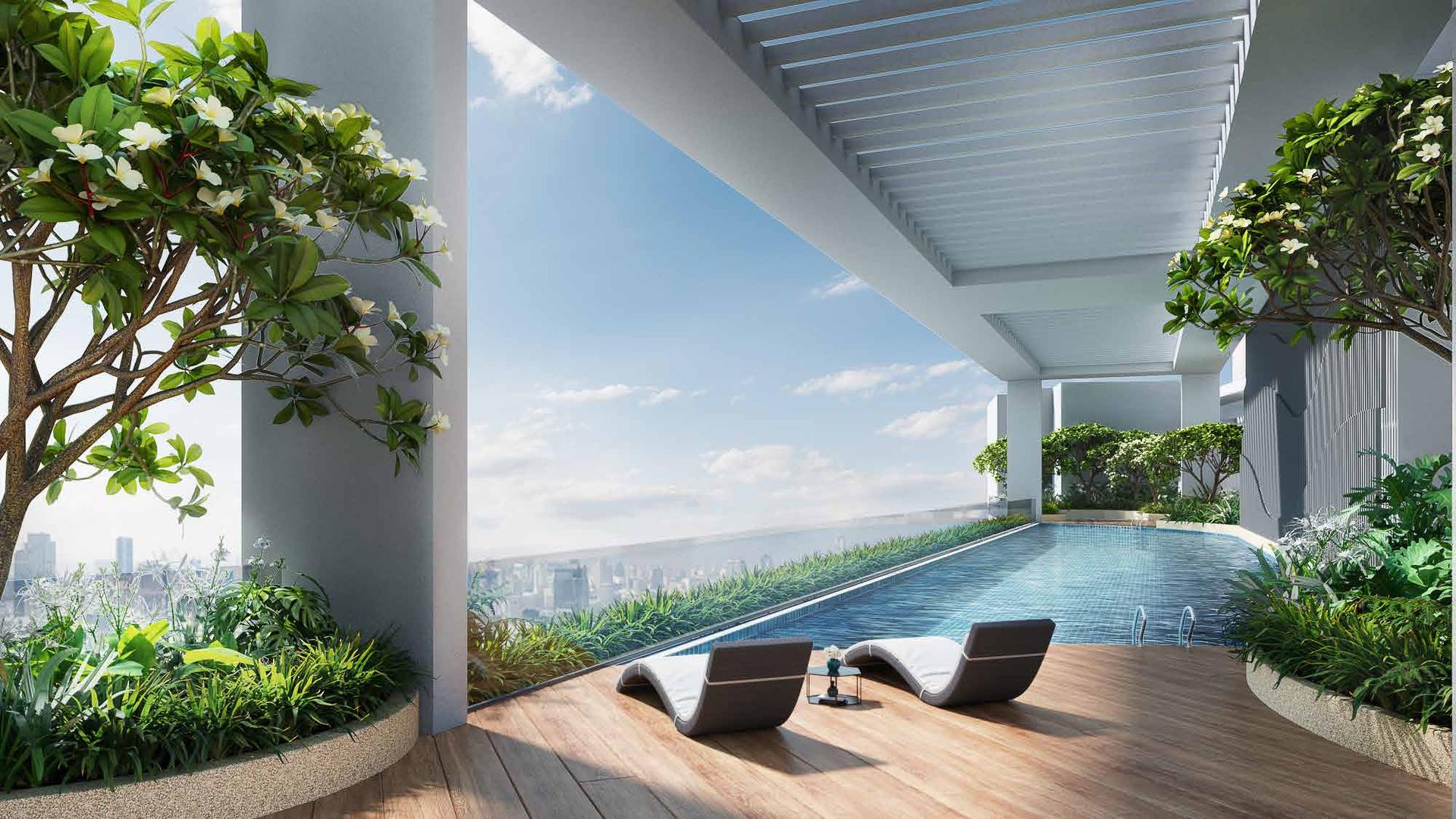 Swimming pool at Rustomjee 180 Bayview, Mahim