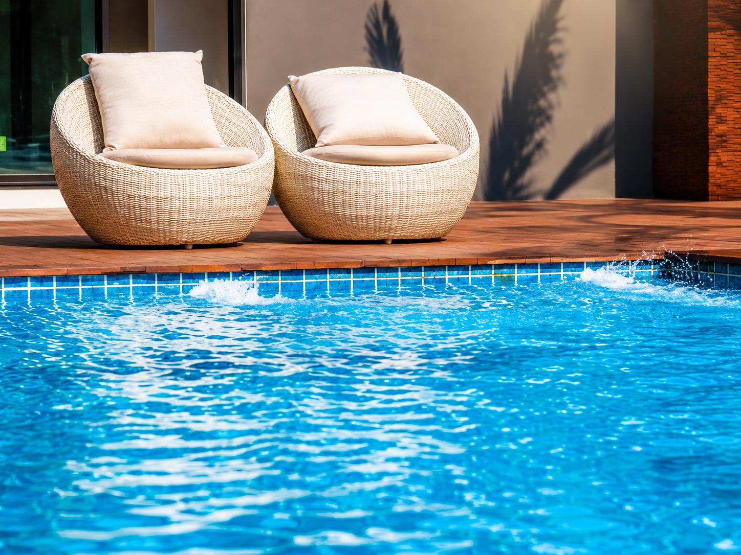 Swimming pool at Sumer Harbour Heights, Mazgaon