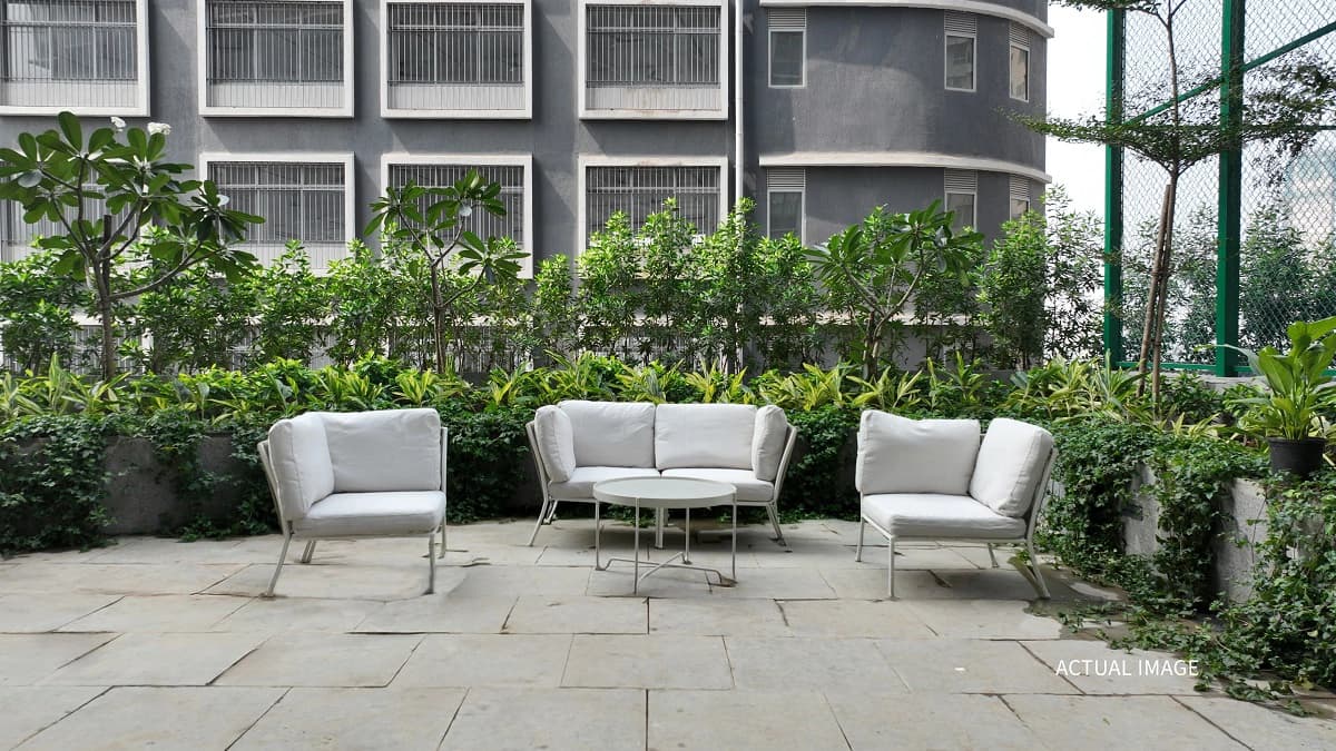 Landscaped gardens at Dynamix Avanya, Dahisar East