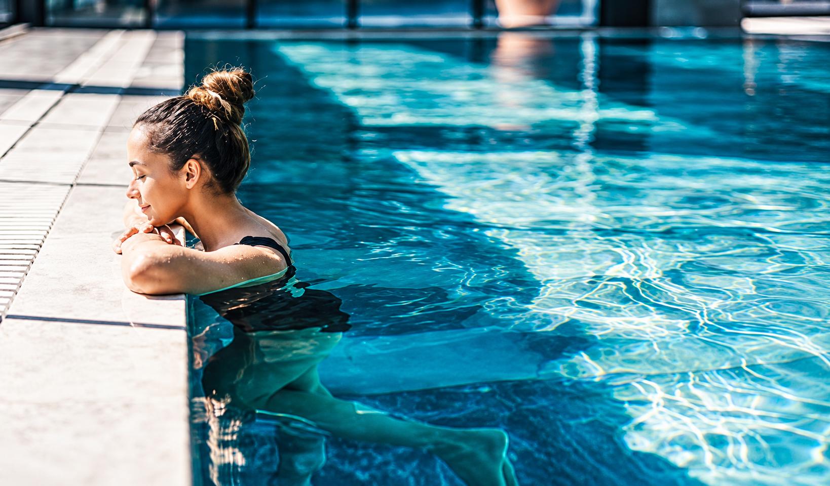 Swimming pool at Hiranandani Empress Hill, Powai