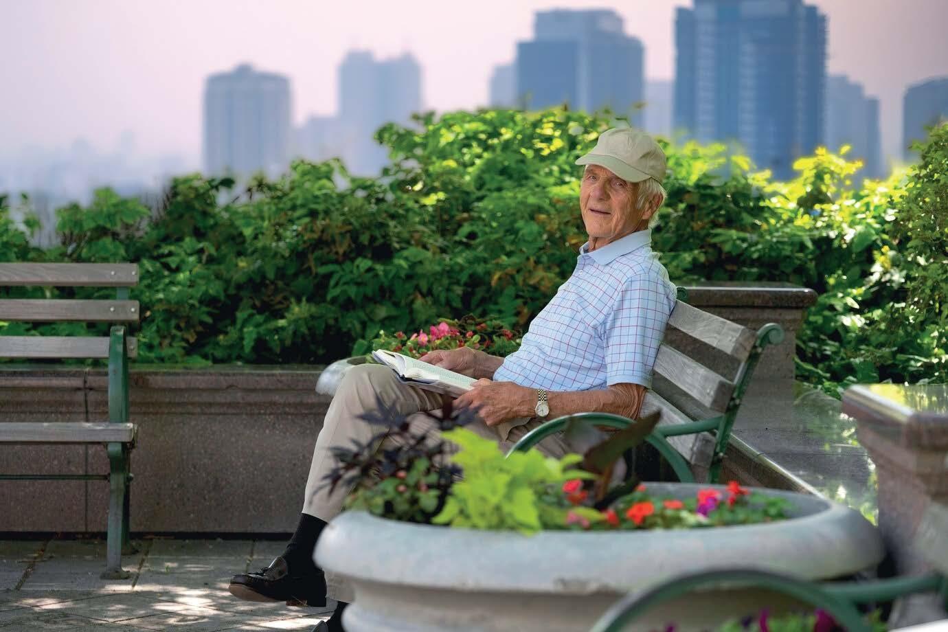 Senior citizen area at Kabra Residency Park, Andheri