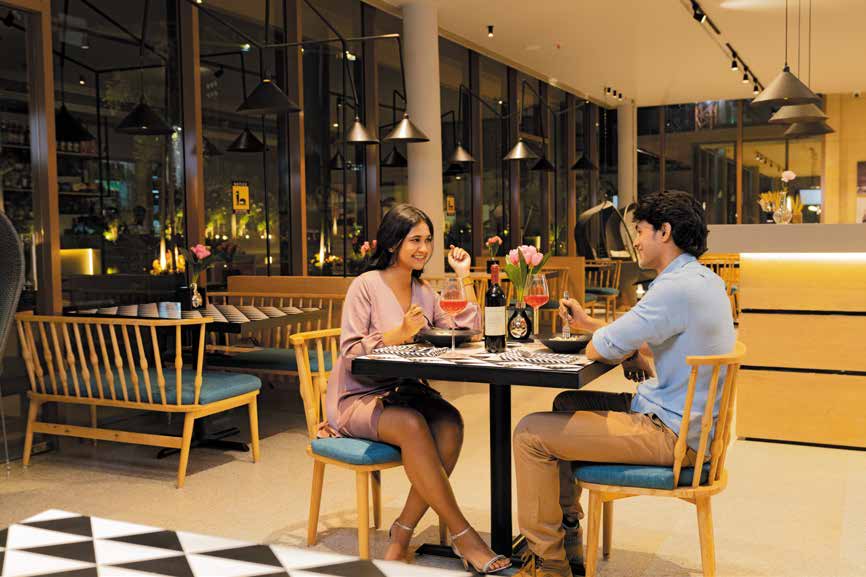 Café at Runwal Forests, Kanjurmarg West