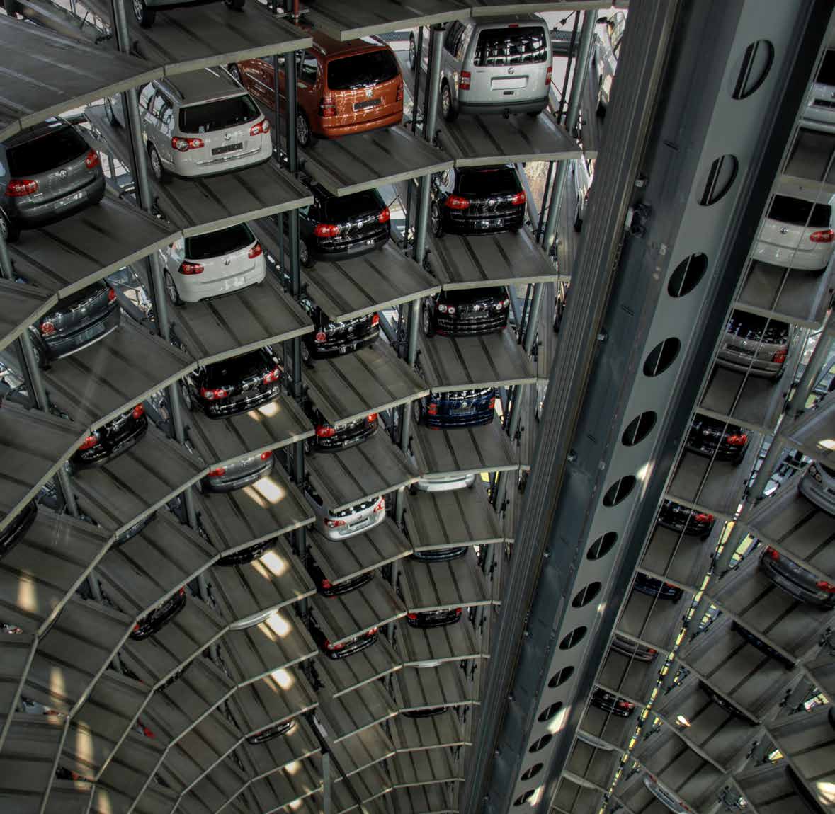 Car lift at Skye31, Wadala