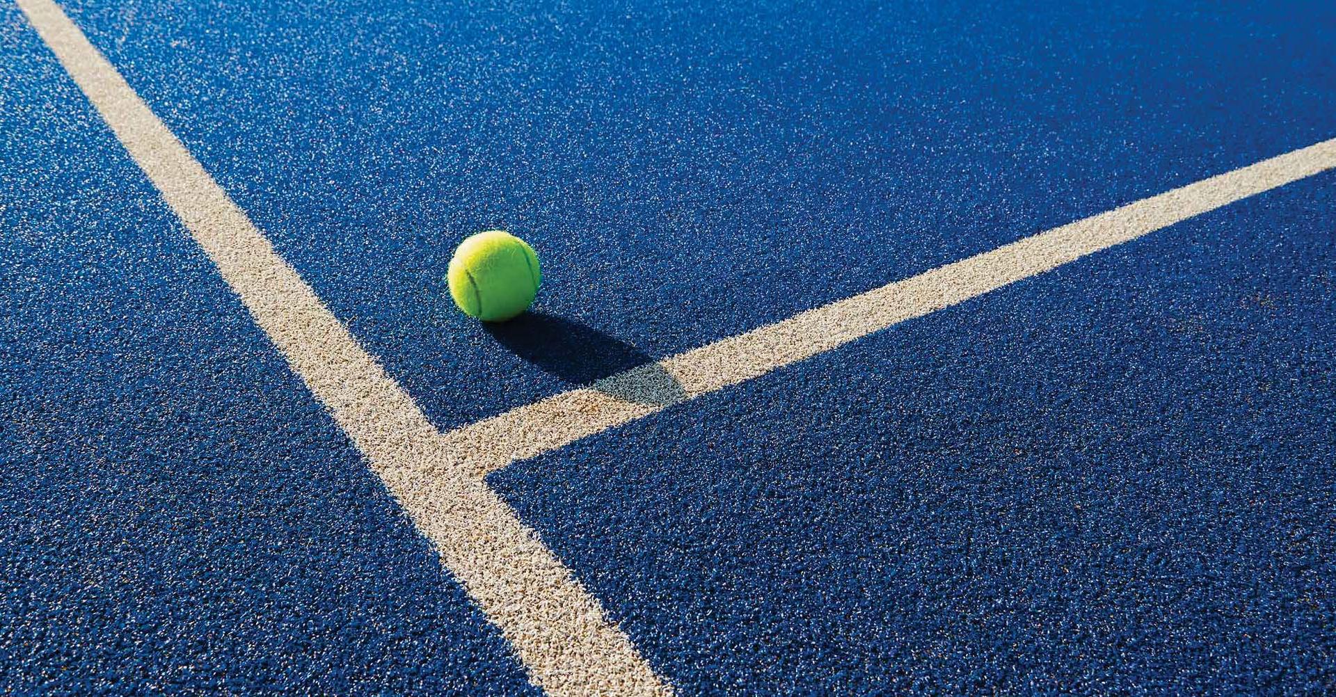Tennis court at Lodha Bellevue, Mahalakshmi